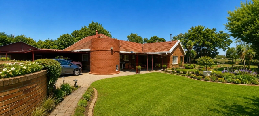 6 Bedroom Property for Sale in Roodewal Free State